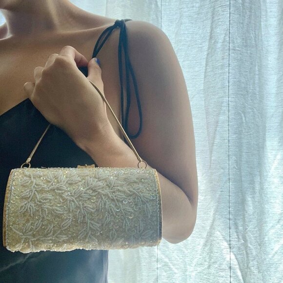 Vintage Handbags - Vintage White Beaded & Sequin Evening Bag